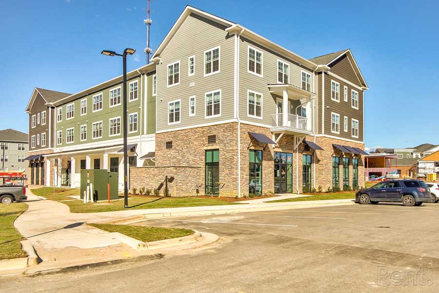 Cobblestone Village entrance image